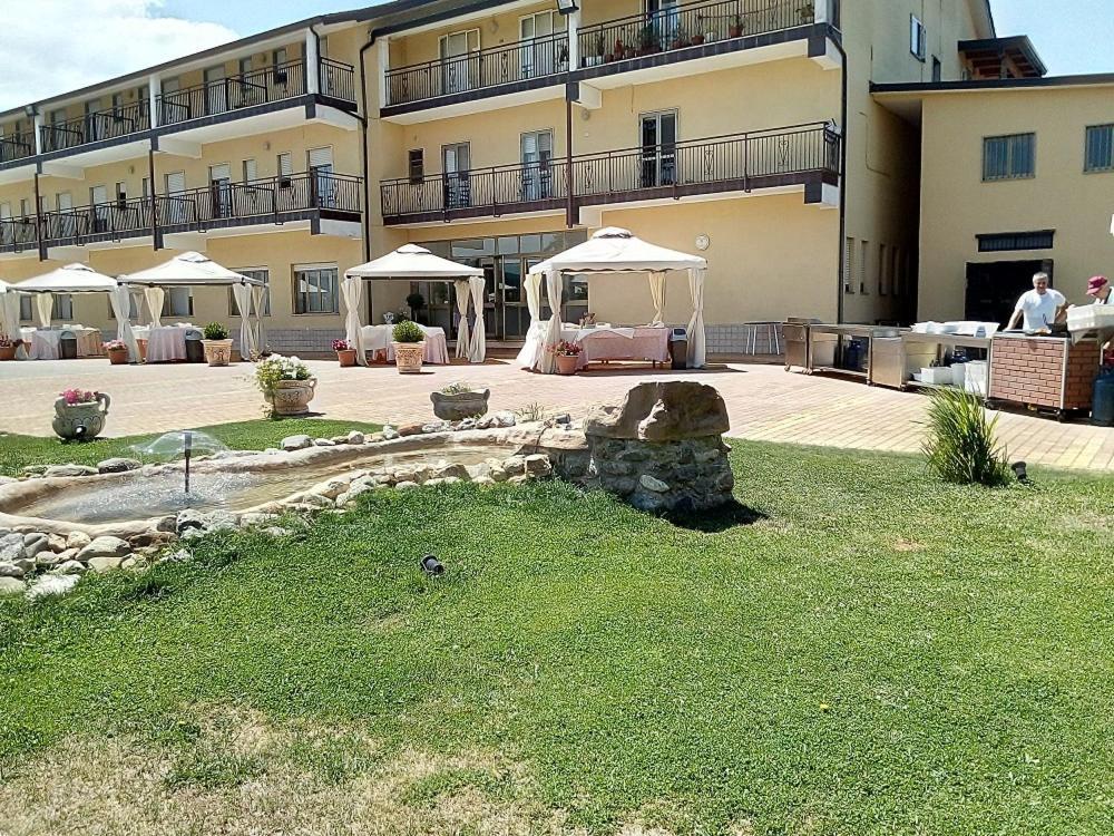 Hotel Grandinetti Parenti Esterno foto