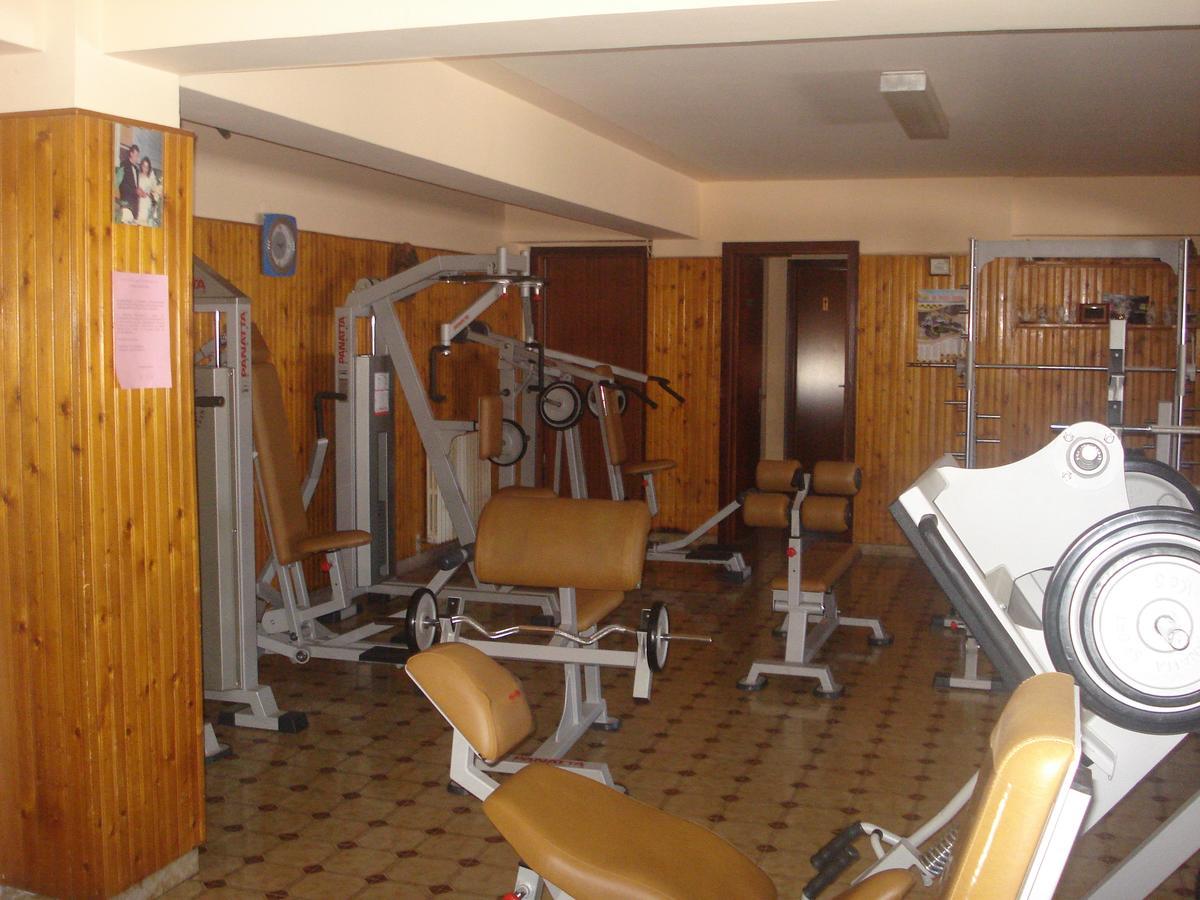 Hotel Grandinetti Parenti Esterno foto