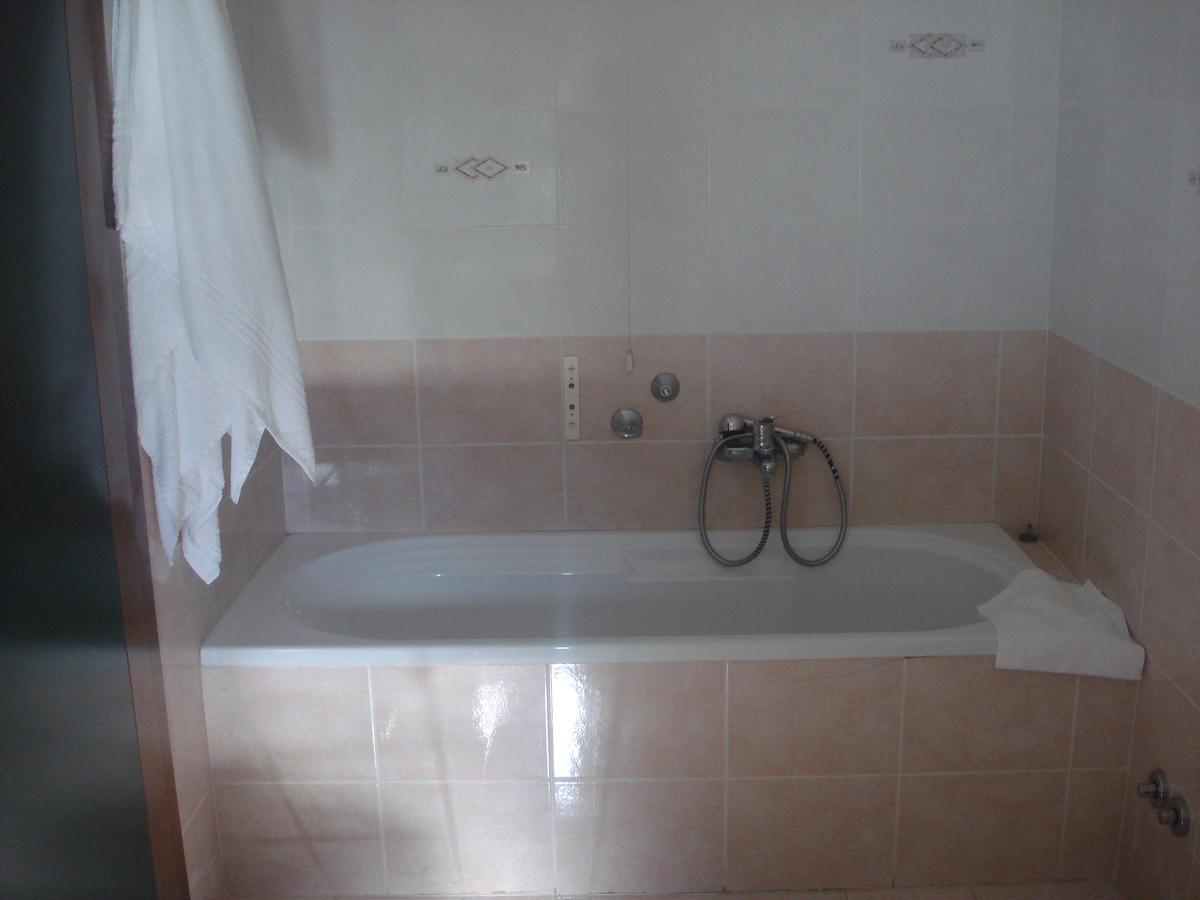 Hotel Grandinetti Parenti Esterno foto